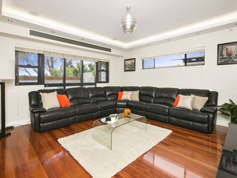 24 Karoola Street, Narraweena NSW 2099