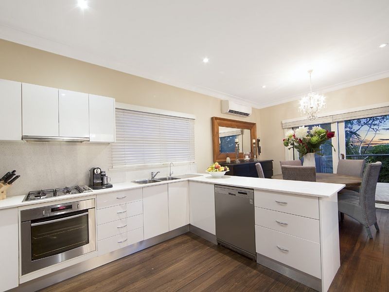 27 Lakeview Parade, Warriewood NSW 2102