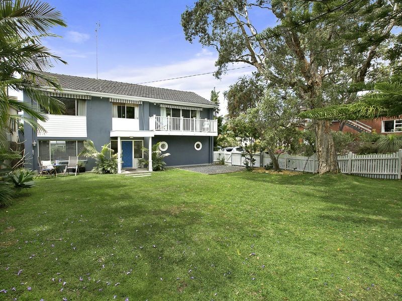 141 Victor Road, Dee Why NSW 2099