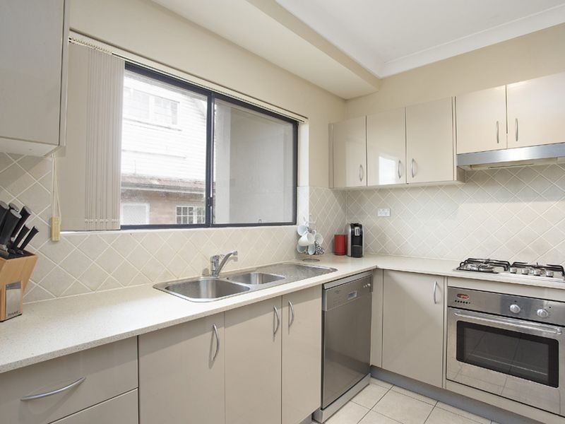 26/11 Sturdee Parade, Dee Why NSW 2099