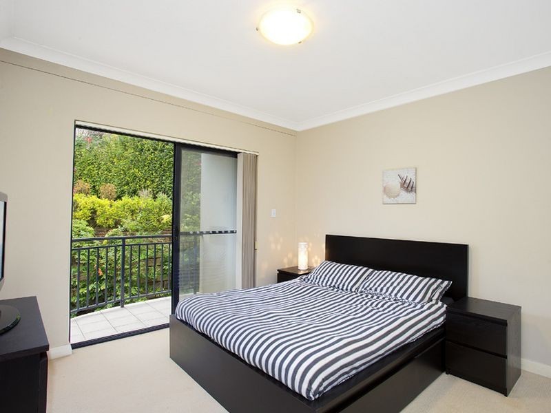 26/11 Sturdee Parade, Dee Why NSW 2099