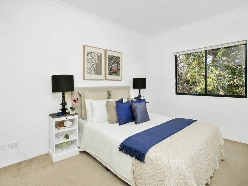 27/2-10 Hawkesbury Avenue, Dee Why NSW 2099