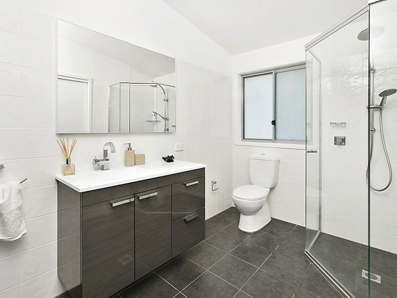 11 Grover Avenue, Cromer NSW 2099