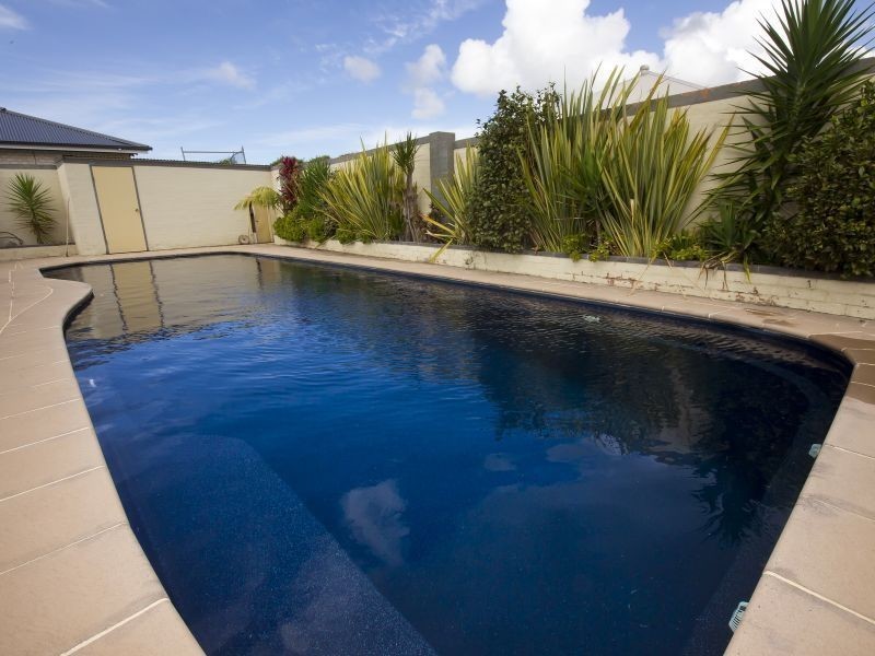 10 Grangewood Avenue, Hallidays Point NSW 2430
