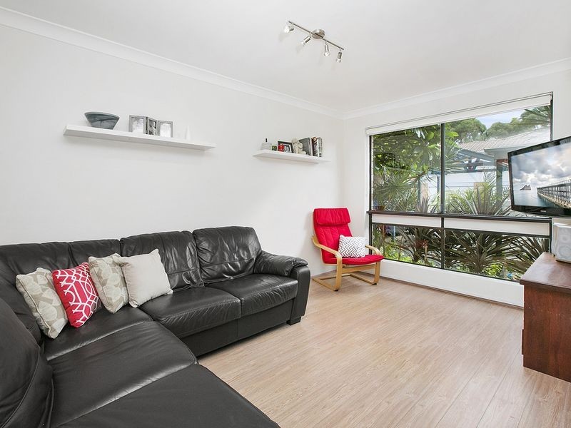 42/30 Macpherson Street, Warriewood NSW 2102