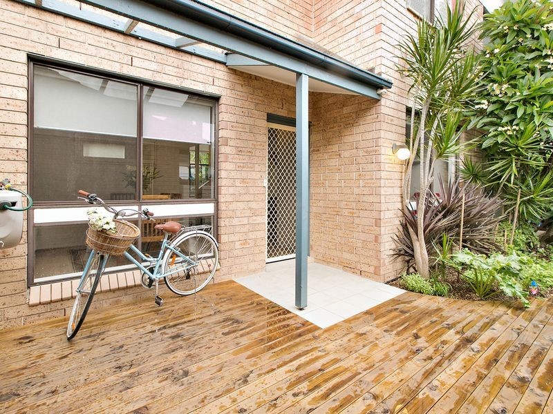 42/30 Macpherson Street, Warriewood NSW 2102