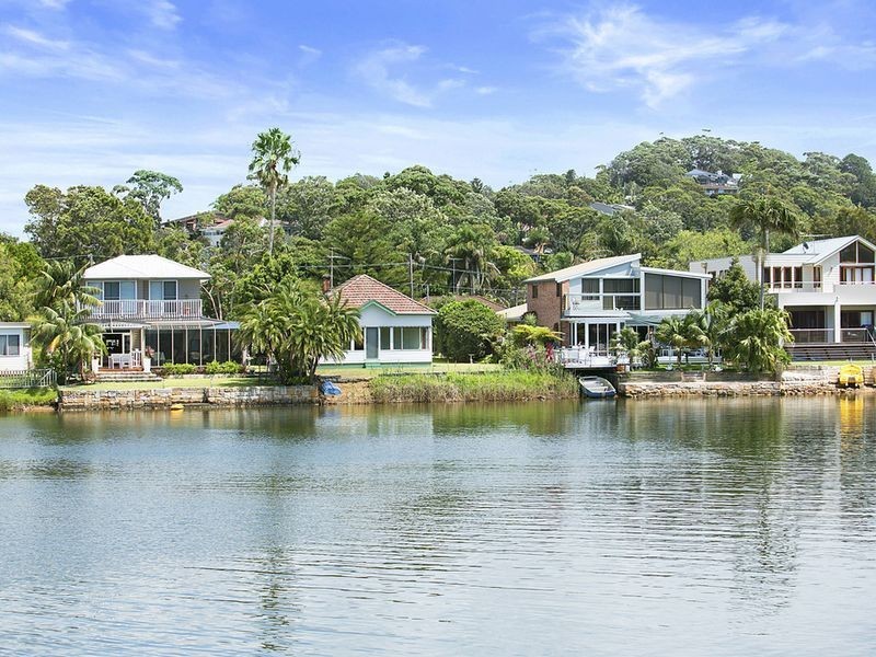 9 Wimbledon Avenue, North Narrabeen NSW 2101