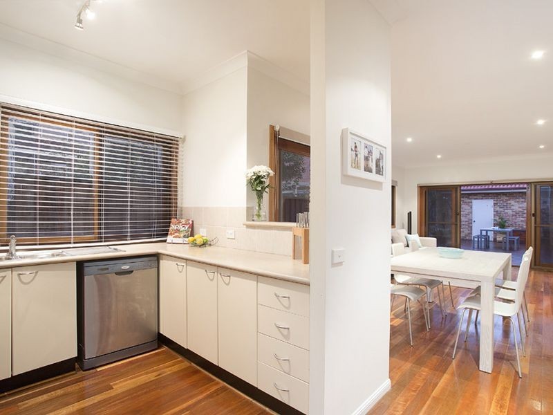 1/6 Mactier Street, Narrabeen NSW 2101