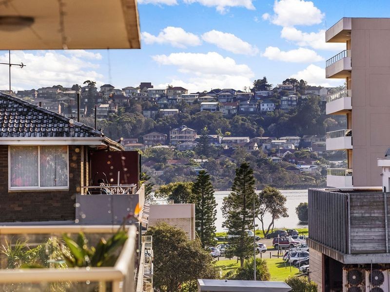 9/105 Howard Avenue, Dee Why NSW 2099