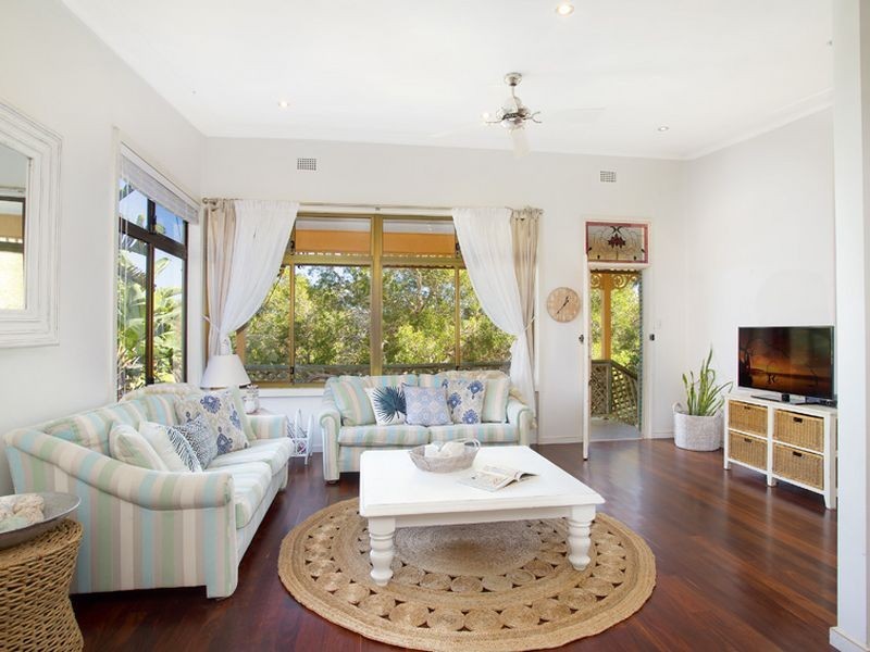 16 Grandview Parade, Mona Vale NSW 2103