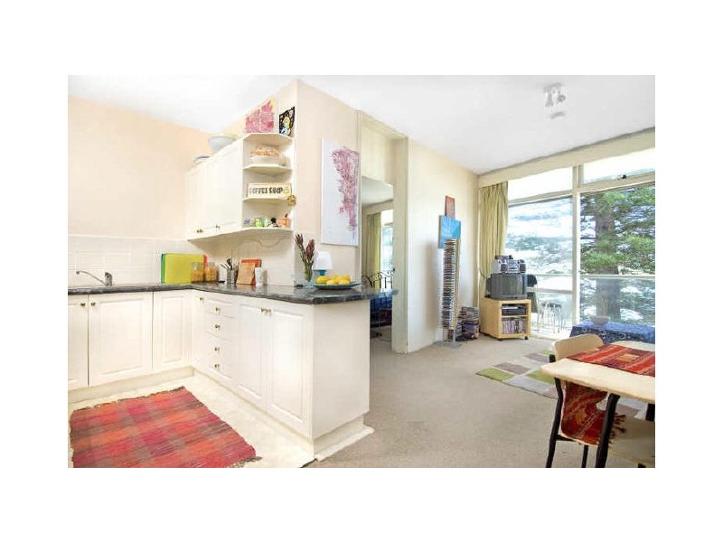 11/2 Monash Parade, Dee Why NSW 2099