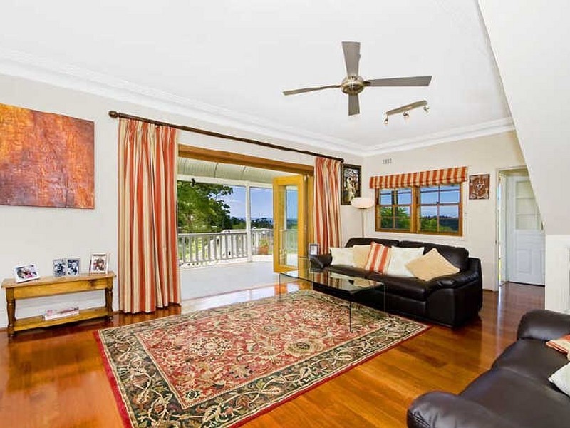 35 Allawah Avenue, Elanora Heights NSW 2101