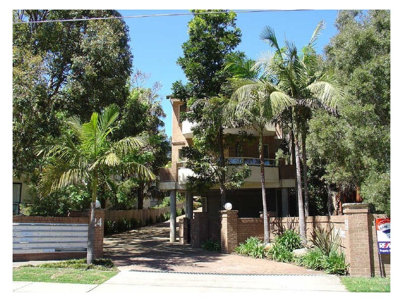 23/24 Goodwin Street, Narrabeen NSW 2101