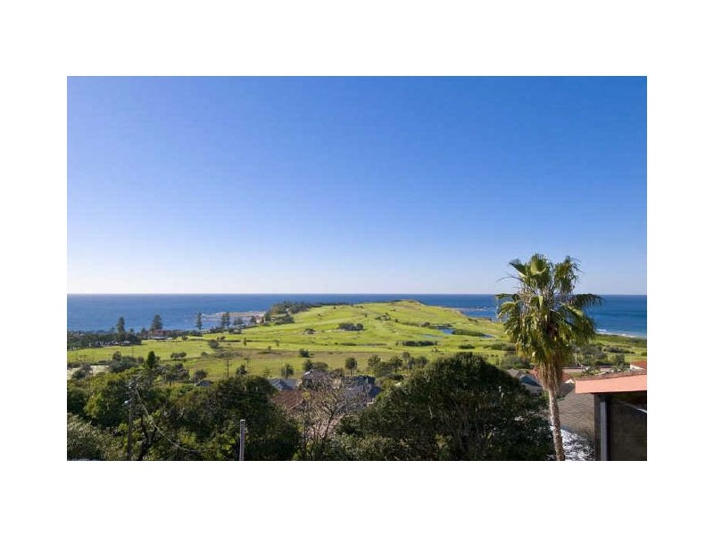 8 Lancaster Crescent, Collaroy NSW 2097