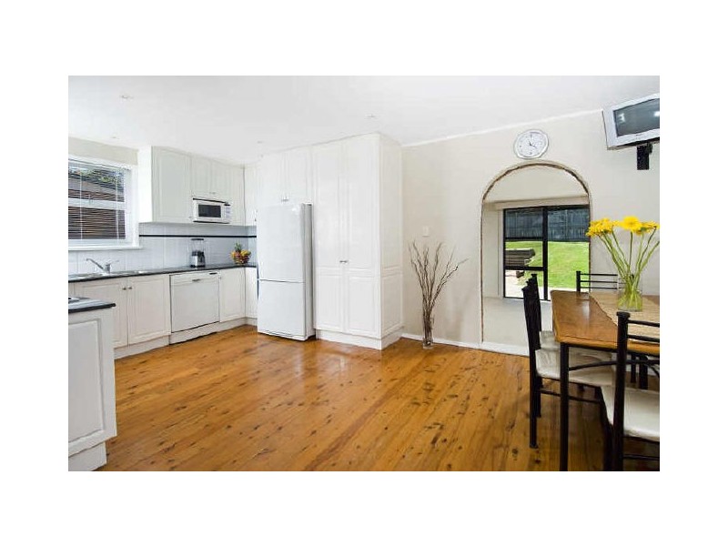 22 Ennerdale Crescent, Wheeler Heights NSW 2097