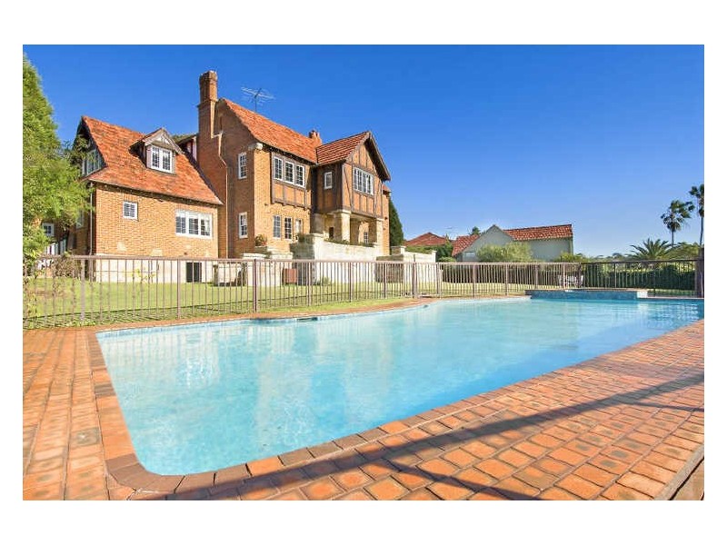 30 Suffolk Avenue, Collaroy NSW 2097