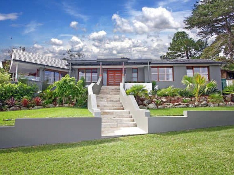 18 Kendal Crescent, Wheeler Heights NSW 2097