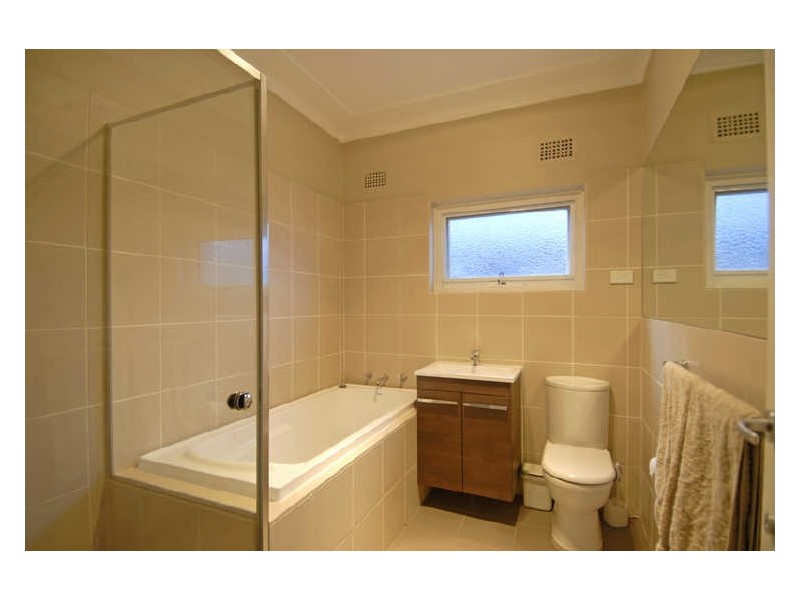 24 Cumberland Avenue, Collaroy NSW 2097