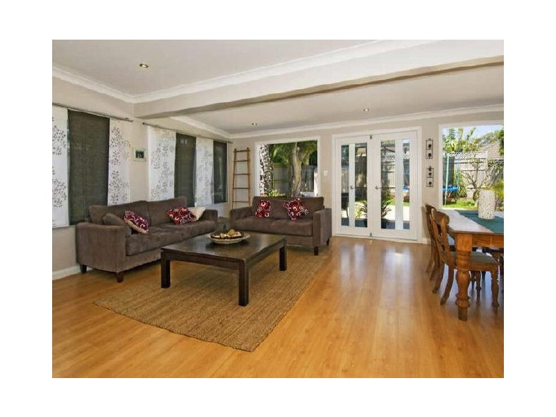 13 Stella, Collaroy Plateau NSW 2097