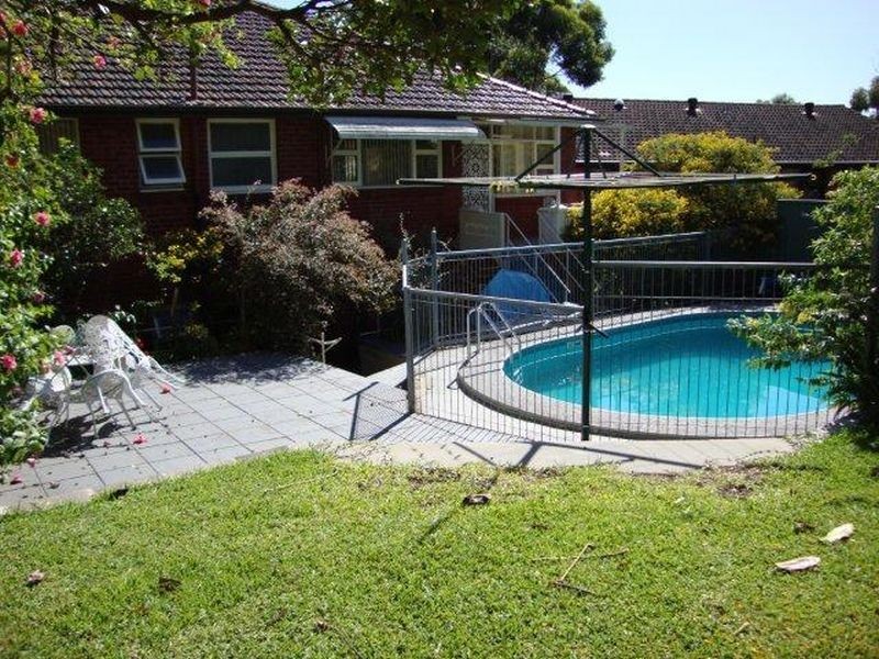 12 Derwent Street, Wheeler Heights NSW 2097