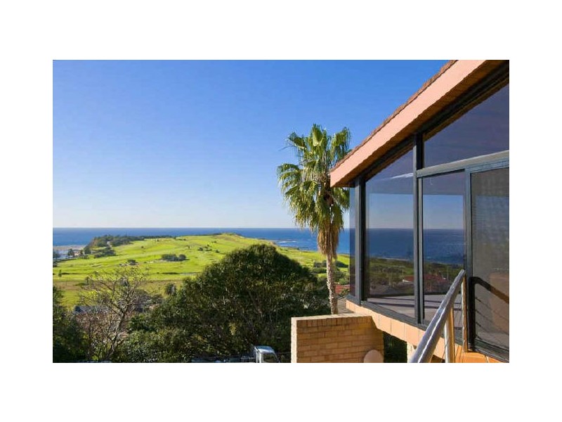 8 Lancaster Crescent, Collaroy NSW 2097