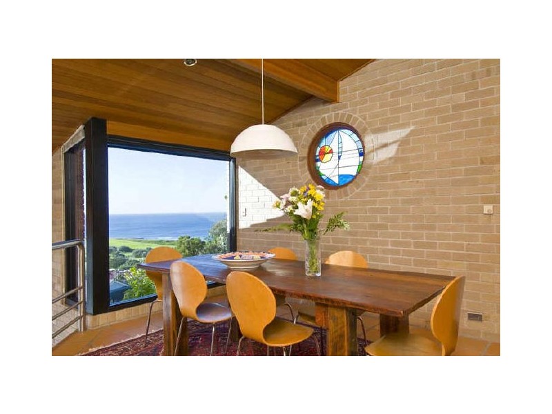 8 Lancaster Crescent, Collaroy NSW 2097