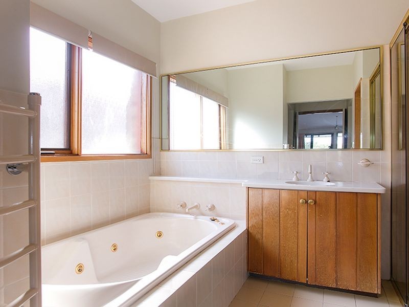 91 Woorarra Ave, Elanora Heights NSW 2101