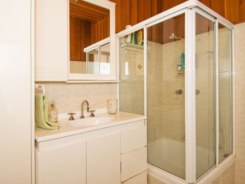 74 Heather Street, Wheeler Heights NSW 2097