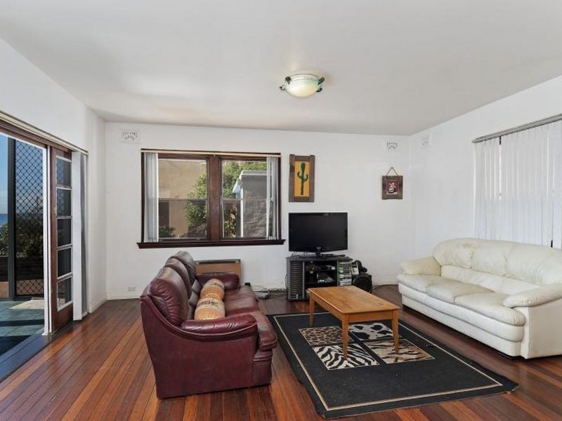 2/1206 Pittwater Road, Narrabeen NSW 2101