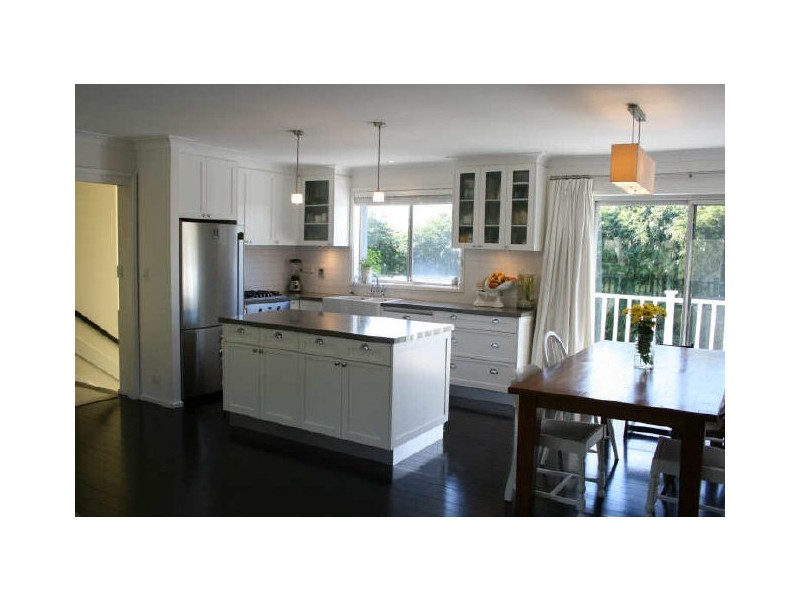 141 Victor Rd, Dee Why NSW 2099