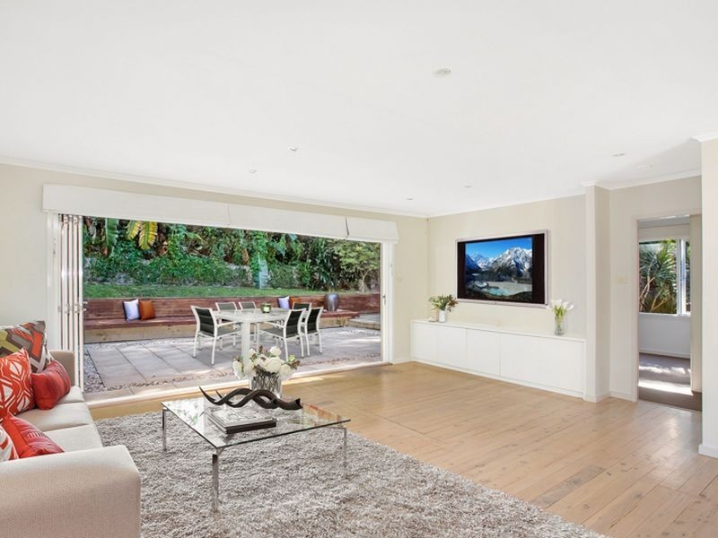 12 Walker Street, Narrabeen NSW 2101