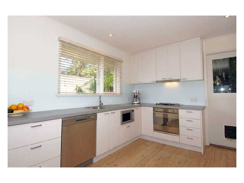 12 Walker Street, Narrabeen NSW 2101