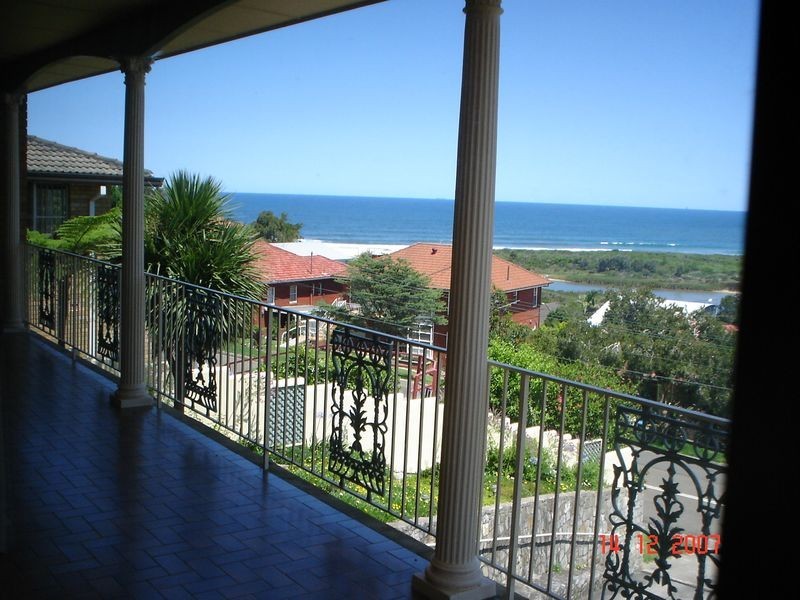 2 Coutts Crescent, Collaroy NSW 2097