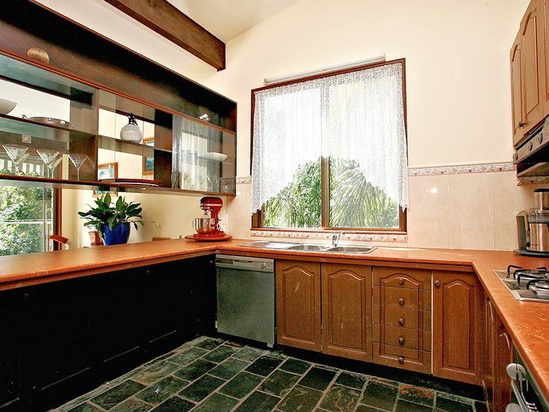 32 Greystoke Street, Wheeler Heights NSW 2097