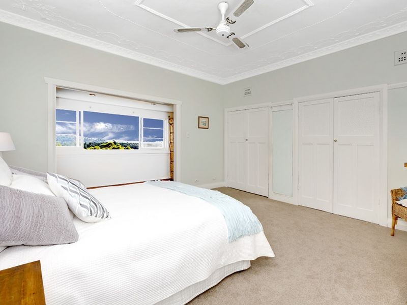 10 The Esplanade, Narrabeen NSW 2101