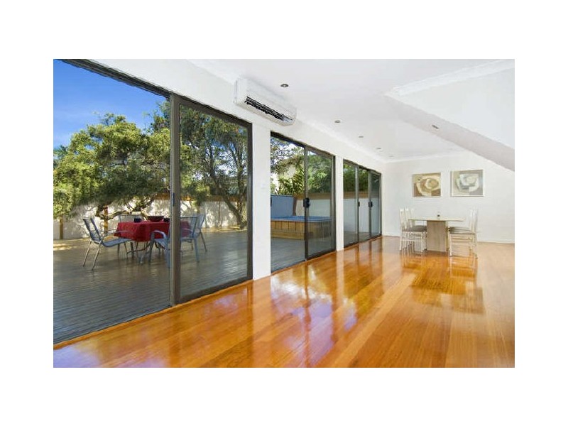 7 Beach Road, Collaroy NSW 2097