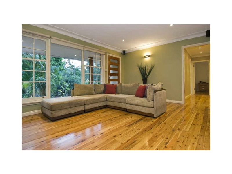 210 South Creek Road, Wheeler Heights NSW 2097