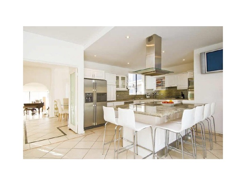 45 Suffolk Avenue, Collaroy NSW 2097