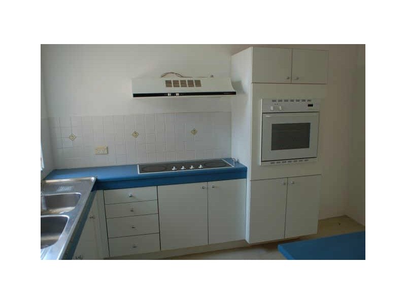 10/3-7 Mactier Street, Narrabeen NSW 2101