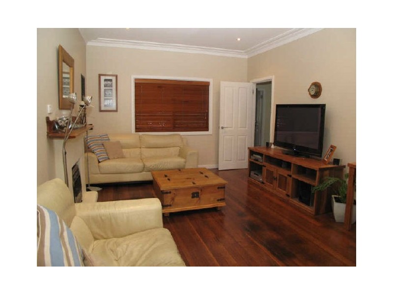 26 Windsor Parade, North Narrabeen NSW 2101