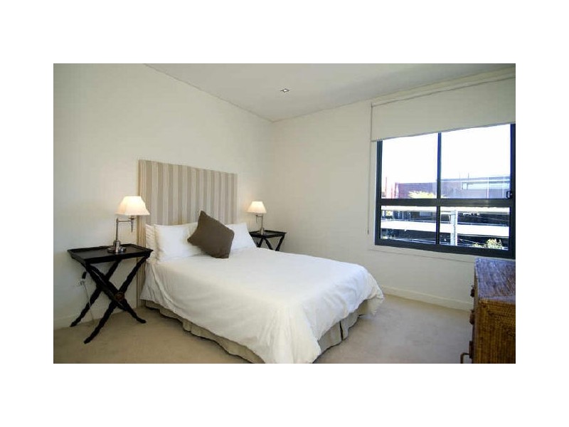 7/16 Hawkesbury Avenue, Dee Why NSW 2099