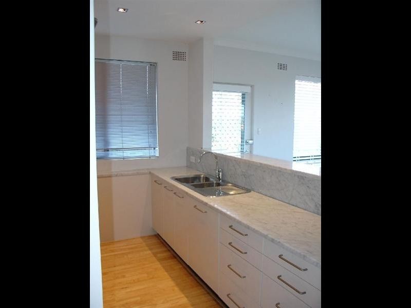 2/13 Graylind Close, Collaroy NSW 2097