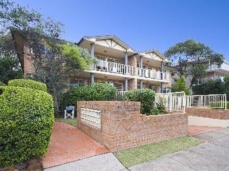12/8-10 Clarke Street, Narrabeen NSW 2101