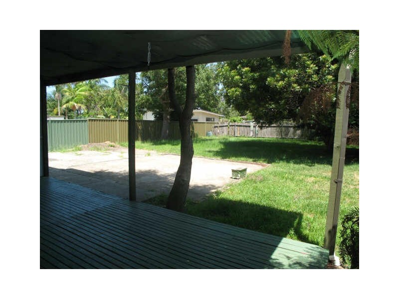 115 McIntosh Road, Narraweena NSW 2099