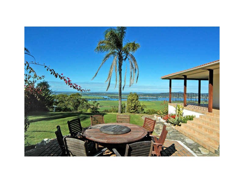 51 Park Road, Yamba NSW 2464