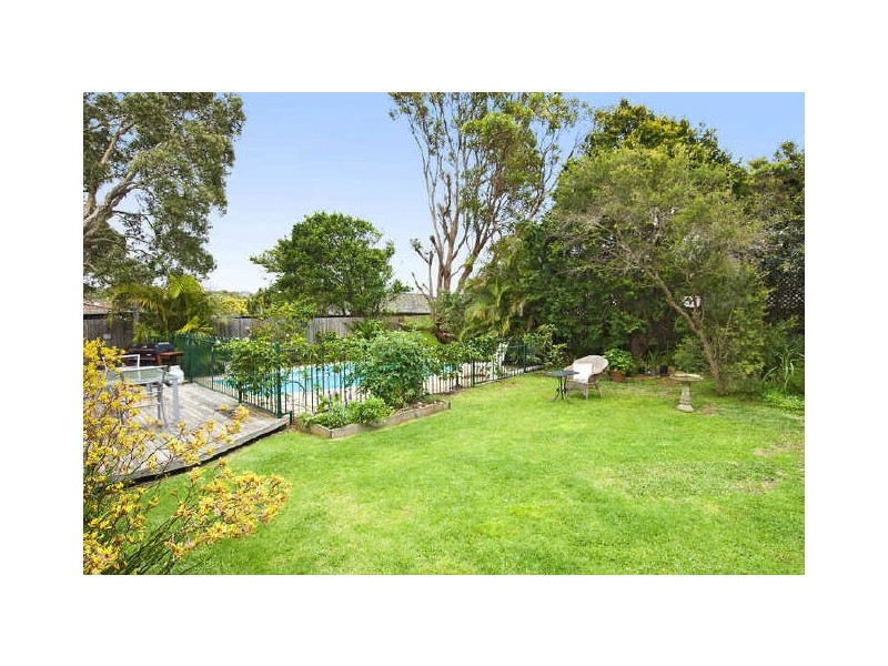 2 Cumberland Avenue, Collaroy NSW 2097