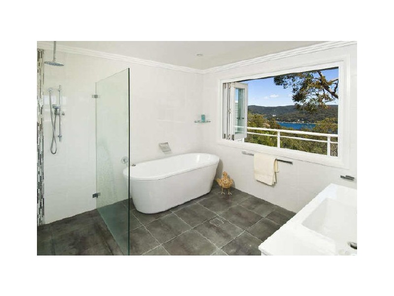 2 Yarrabee Place, Bilgola NSW 2107