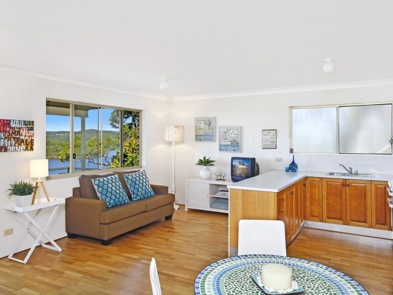 2/8 Carefree Road, North Narrabeen NSW 2101