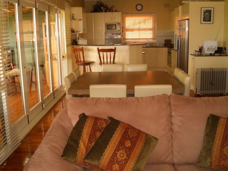 237 Eastern Valley Way, Middle Cove NSW 2068