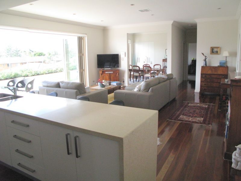 25/16-18 Frazer Street, Collaroy NSW 2097